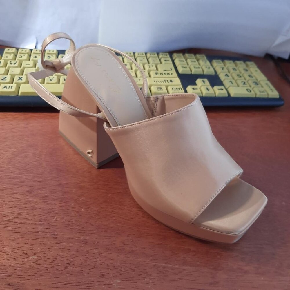 Circus NY Miranda Heels Rose Gold Sandal Size 6 NEW With Defect Excellent Condi